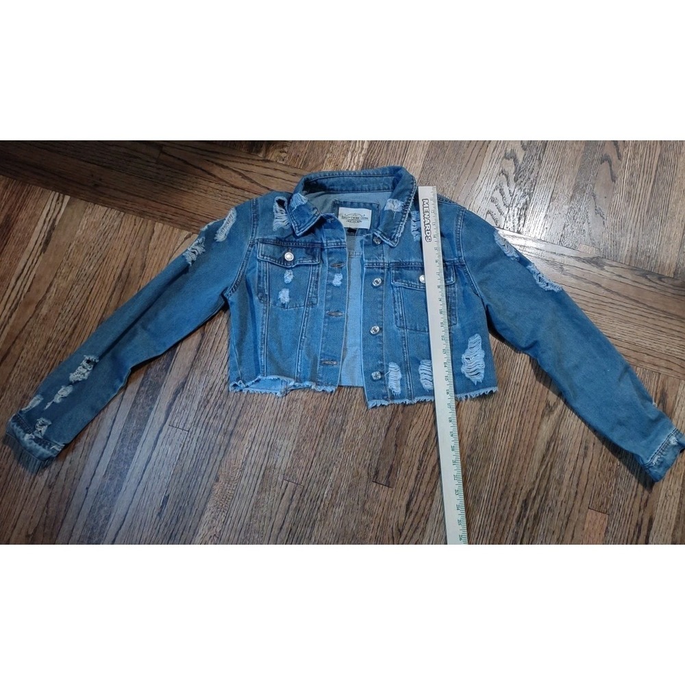 Ashley-Vintage Charm Distressed Cropped Denim Jacket Mshrm Butterfly Painted M